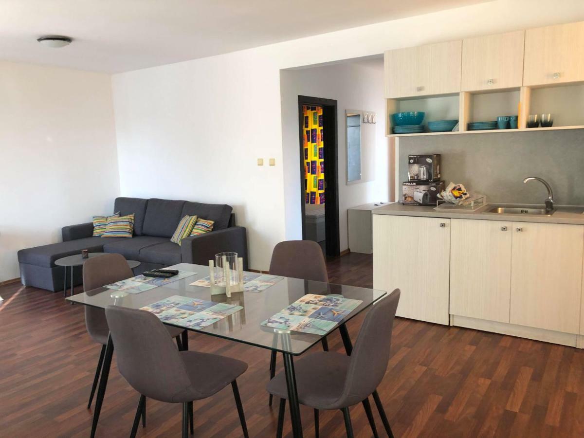 Apartment Sea La Vie 2 Созопол Екстериор снимка